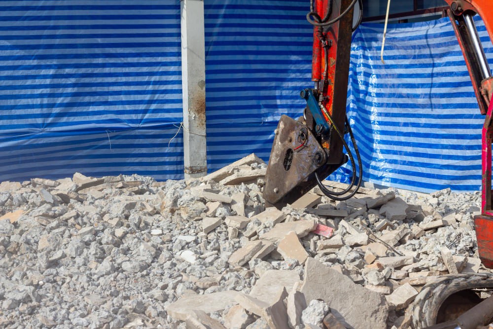 รื้อถอนสิ่งปลูกสร้าง ปิยะมิตร